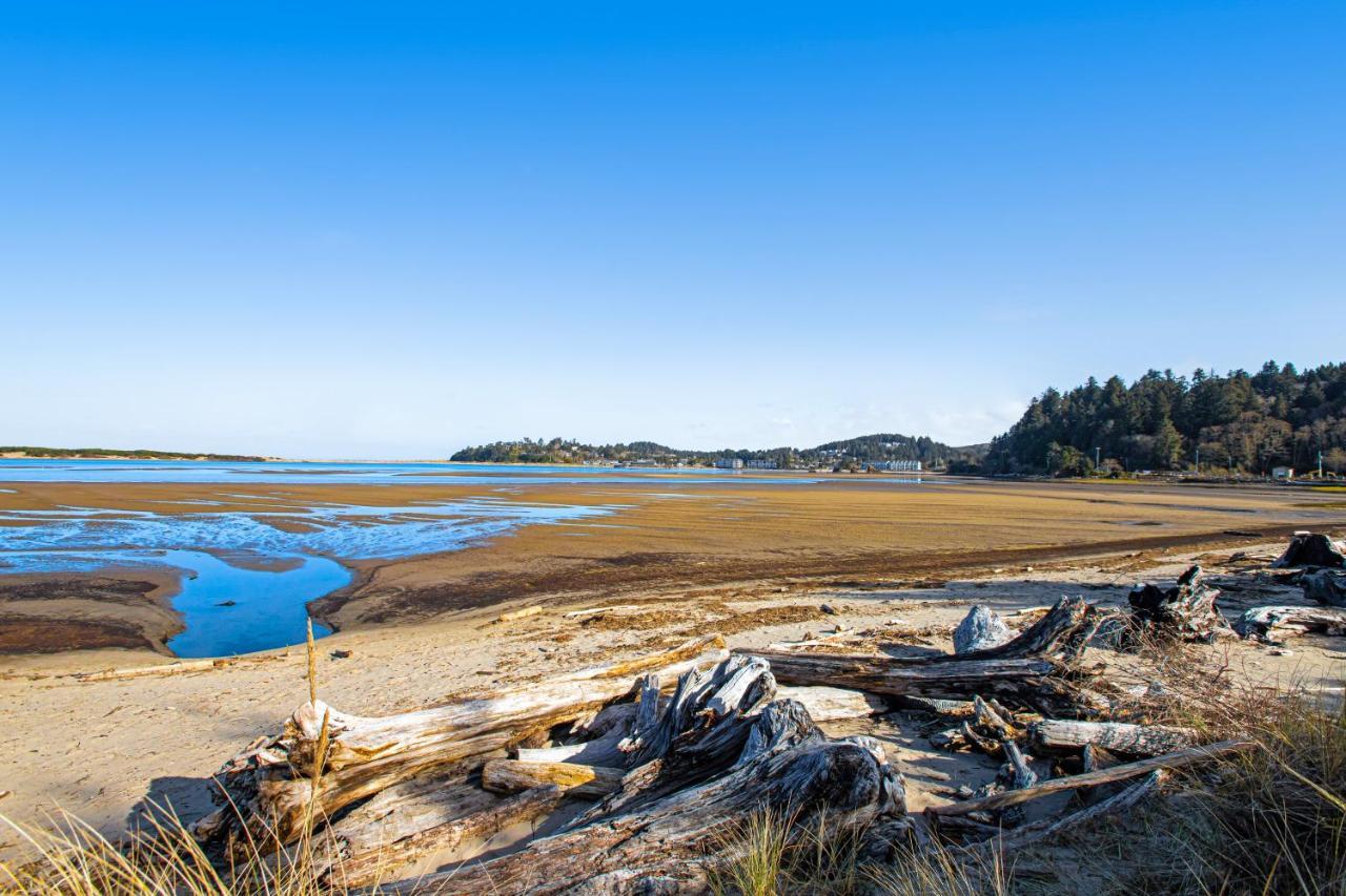 Siletz Bay Getaway Villa Lincoln City Ngoại thất bức ảnh